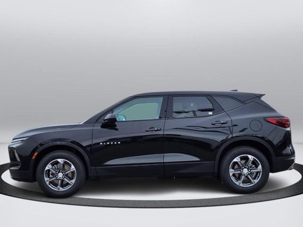 Used 2025 Chevrolet Blazer 2LT SUV