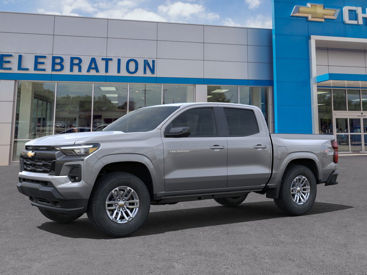2024 Chevrolet Colorado LT photo 2