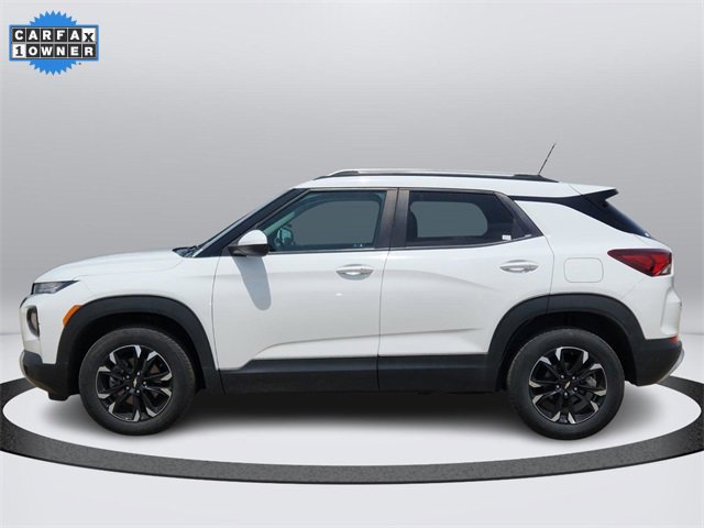 2023 Chevrolet Trailblazer LT photo 2