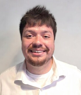 Staff member Sergio Nuno from ID_1b989f354649