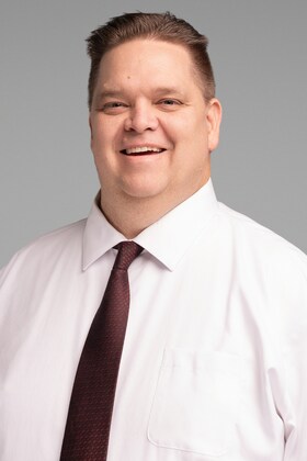 Staff member Mike Stewart from ID_242311125bee