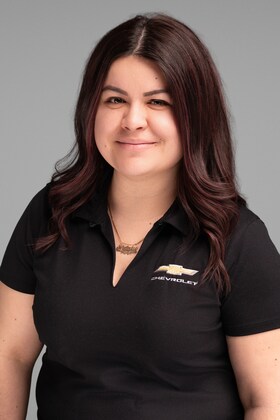 Staff member Natalie Quinonez from ID_242311125bee