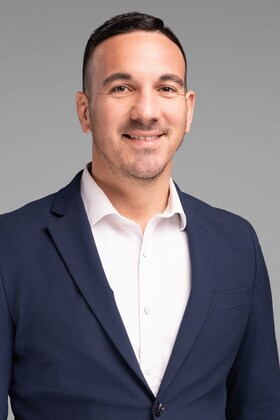 Staff member Matt Bomareto from ID_1b989f354649