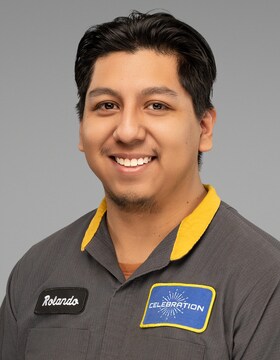 Staff member Rolando Sanchez Barcenas from ID_242311125bee
