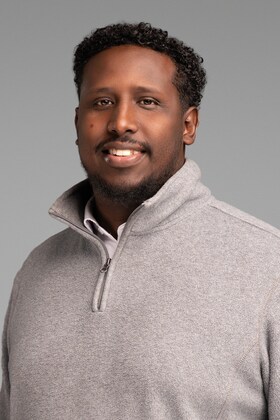 Staff member Ahmed Diriye from ID_1b989f354649