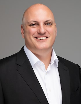 Staff member Kent Bozarth from ID_31c1920268f8