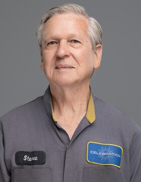 Staff member Steve Scherbarth from ID_242311125bee