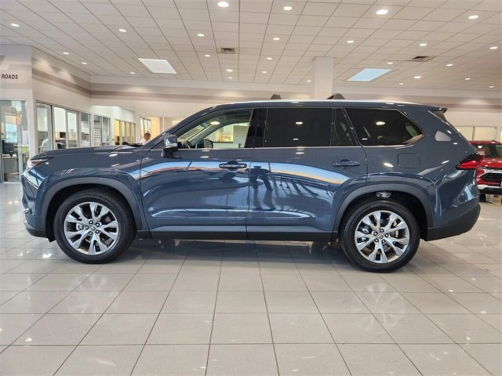 Used 2025 Toyota Grand Highlander Hybrid XLE SUV