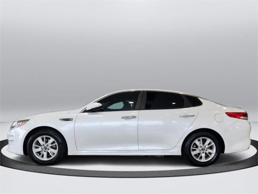 Used 2017 Kia Optima LX Sedan