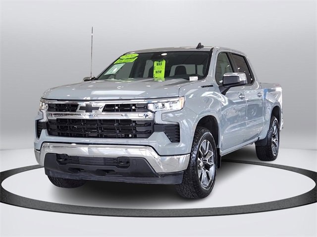 2024 Chevrolet Silverado 1500 LT's photo