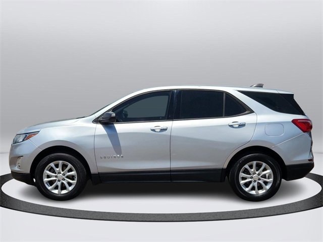 Used 2018 Chevrolet Equinox LS with VIN 2GNAXREV6J6343338 for sale in Aurora, CO