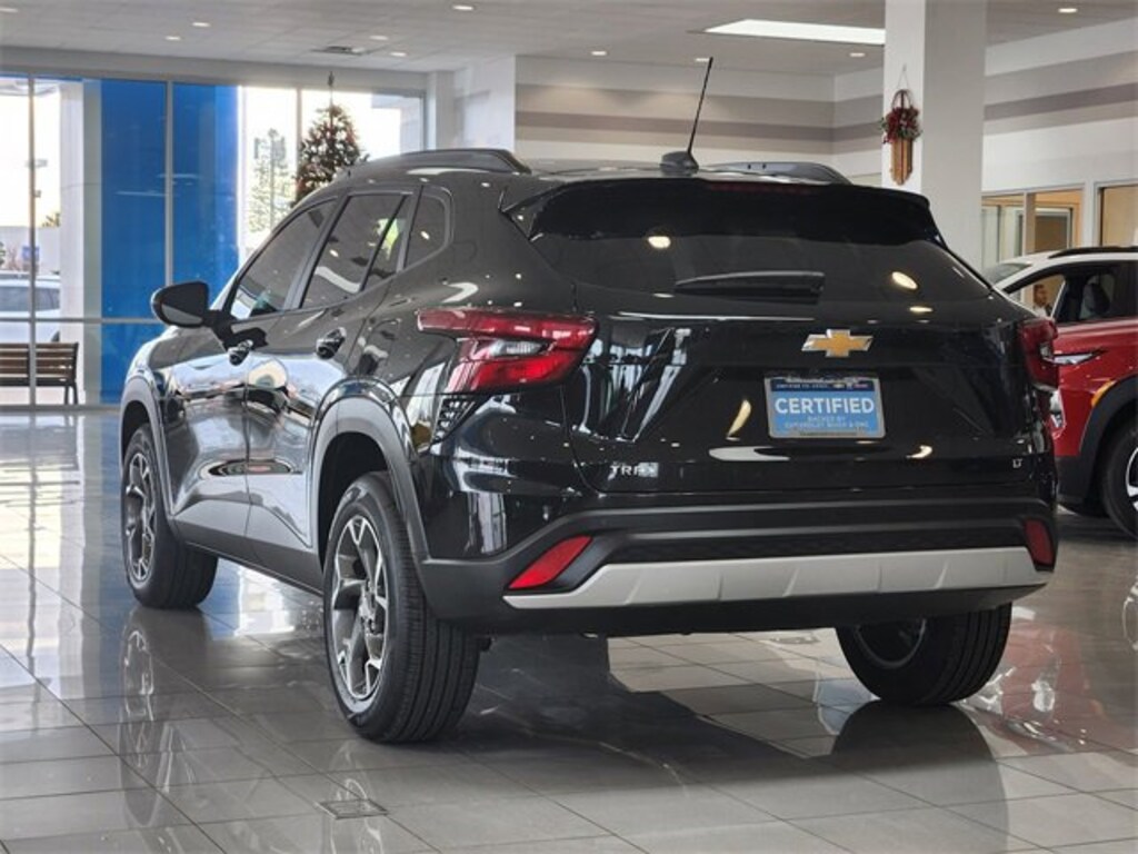 Certified 2025 Chevrolet Trax LT SUV