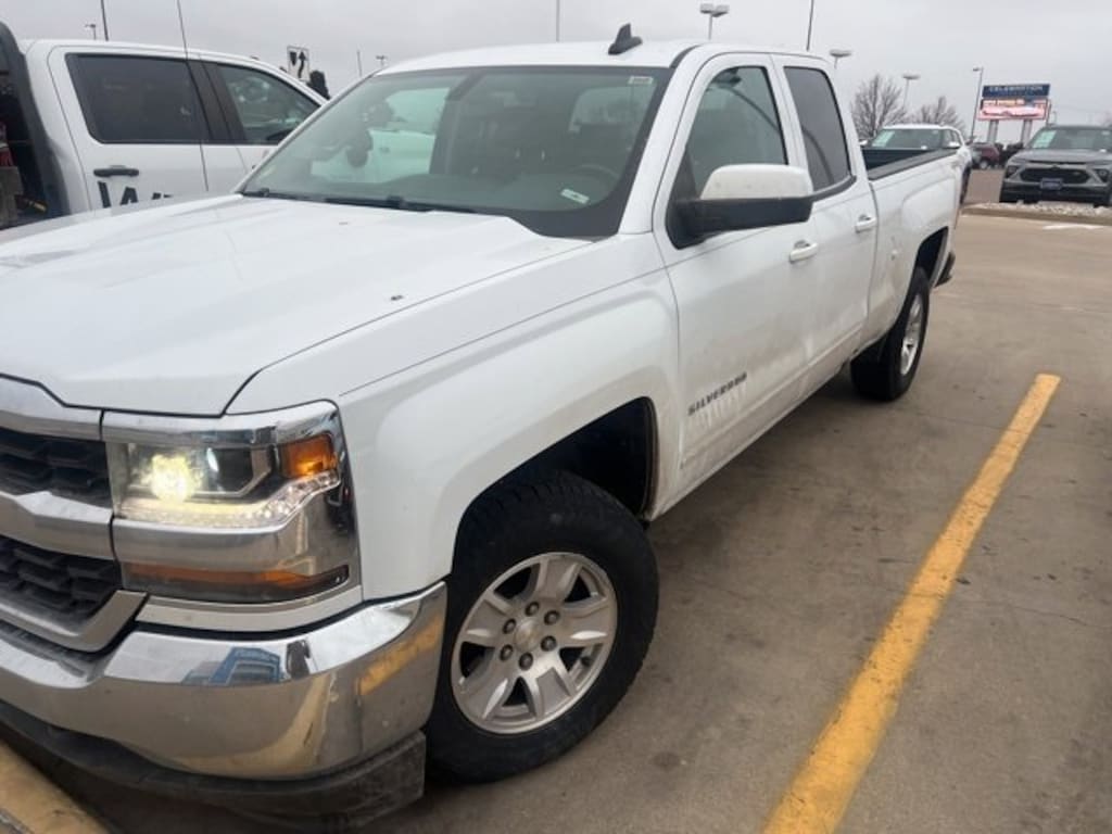 Used 2018 Chevrolet Silverado 1500 LT Truck Double Cab