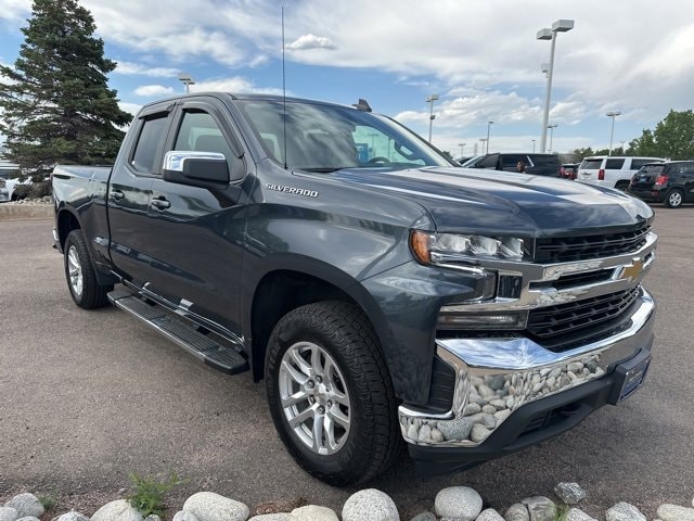 Used 2021 Chevrolet Silverado 1500 LT with VIN 1GCRYJEK1MZ341912 for sale in Aurora, CO