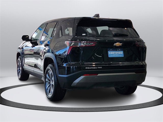 2025 Chevrolet Equinox LT photo 3