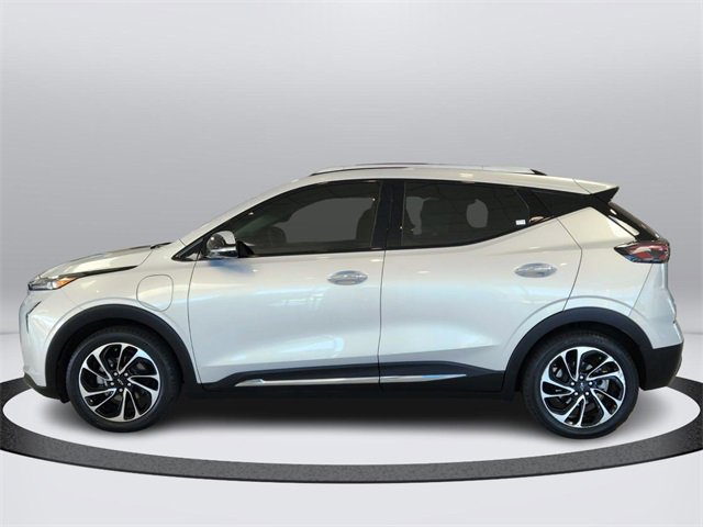 2023 Chevrolet Bolt EUV Premier photo 2