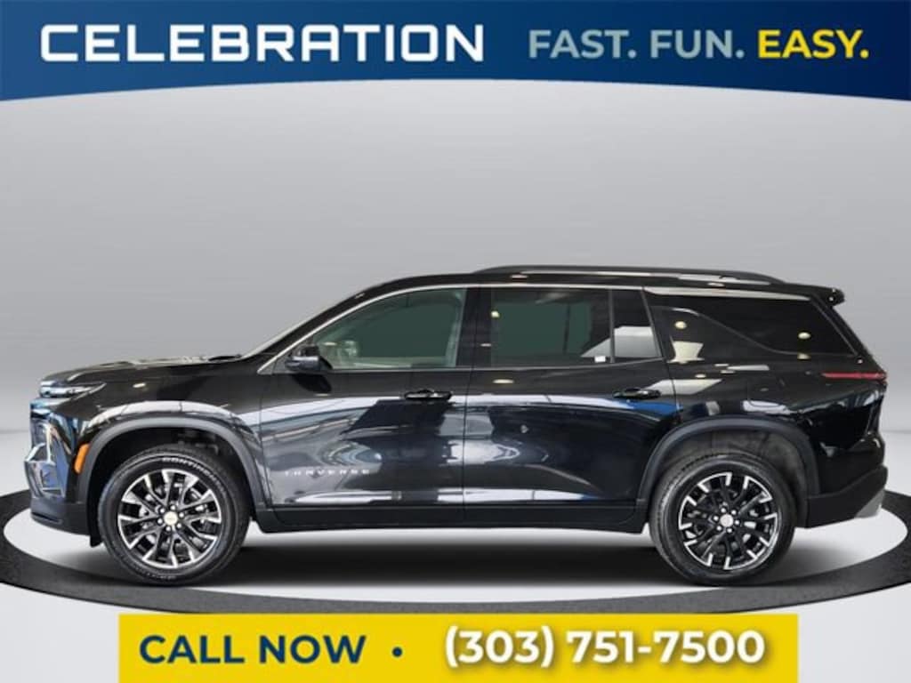 Used 2025 Chevrolet Traverse LT SUV