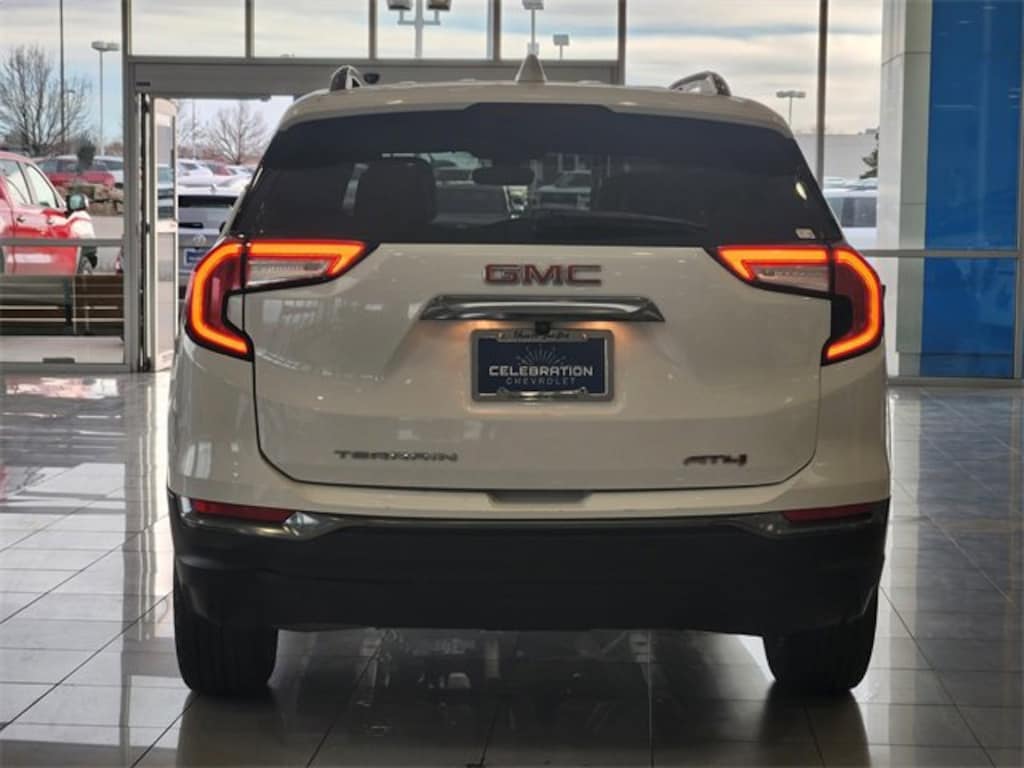 Used 2023 GMC Terrain AT4 SUV