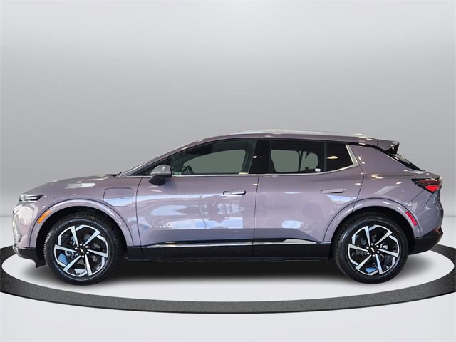 2025 Chevrolet Equinox EV 1LT photo 2