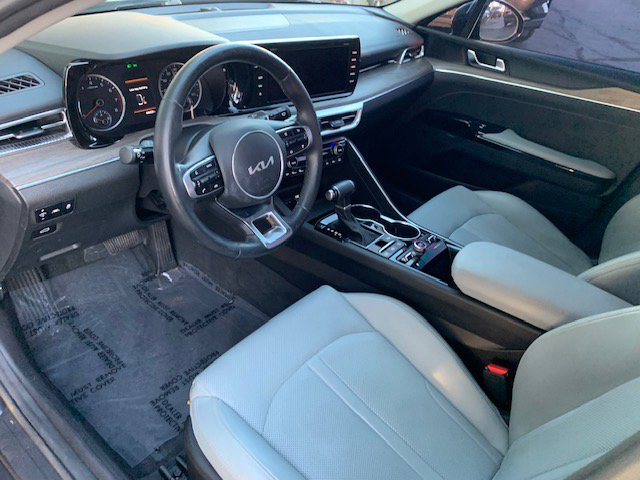 2022 Kia K5 EX photo 3
