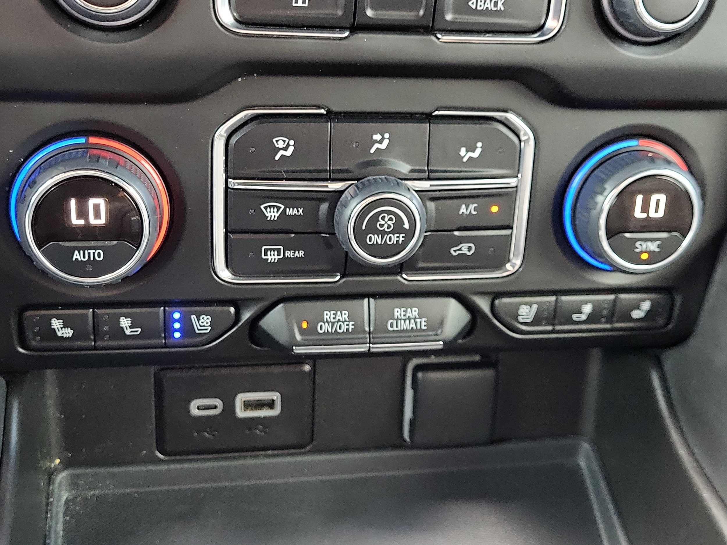 2023 Chevrolet Tahoe Premier - Photo 30