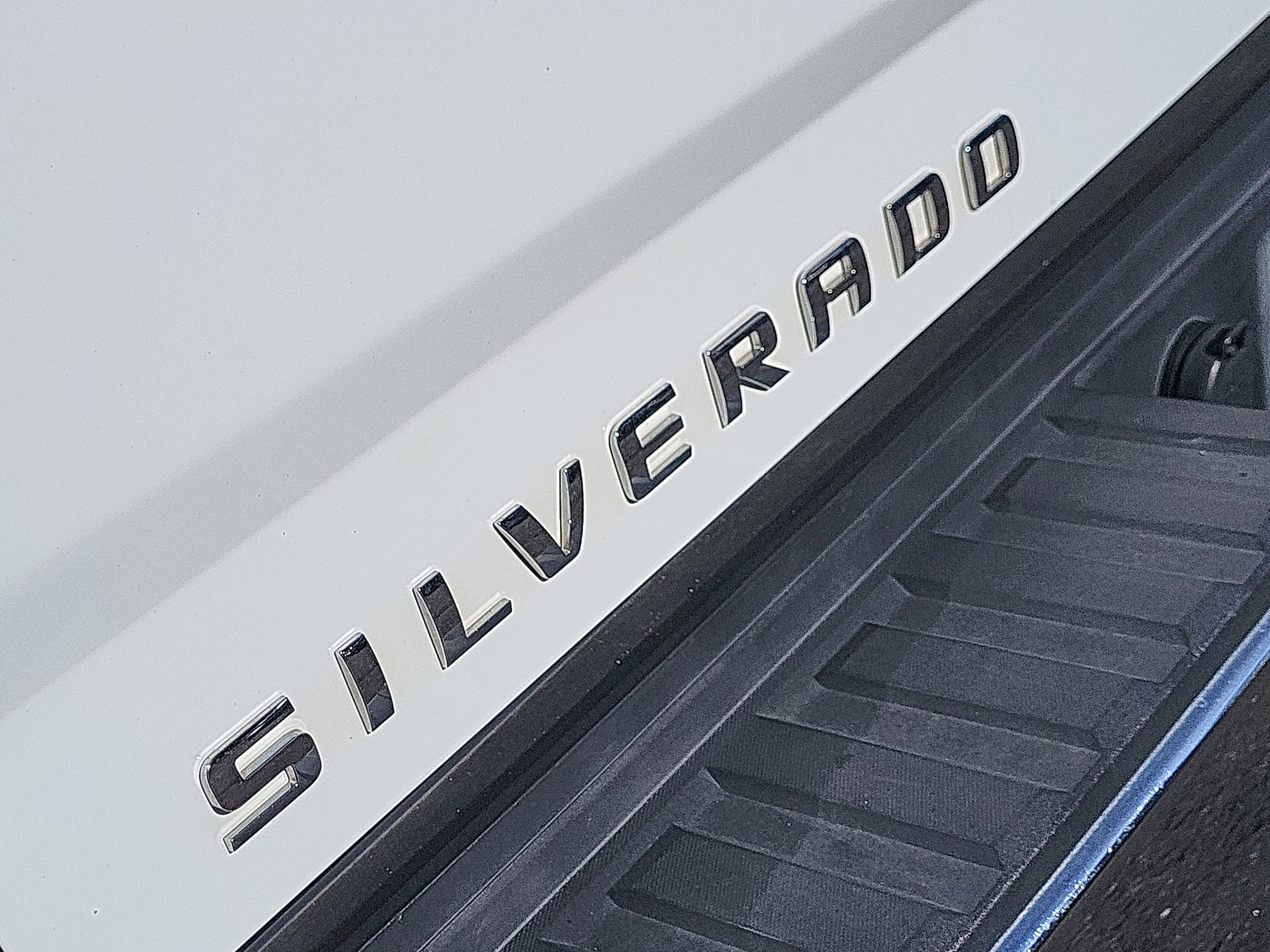 2018 Chevrolet Silverado 2500HD LTZ - Photo 18