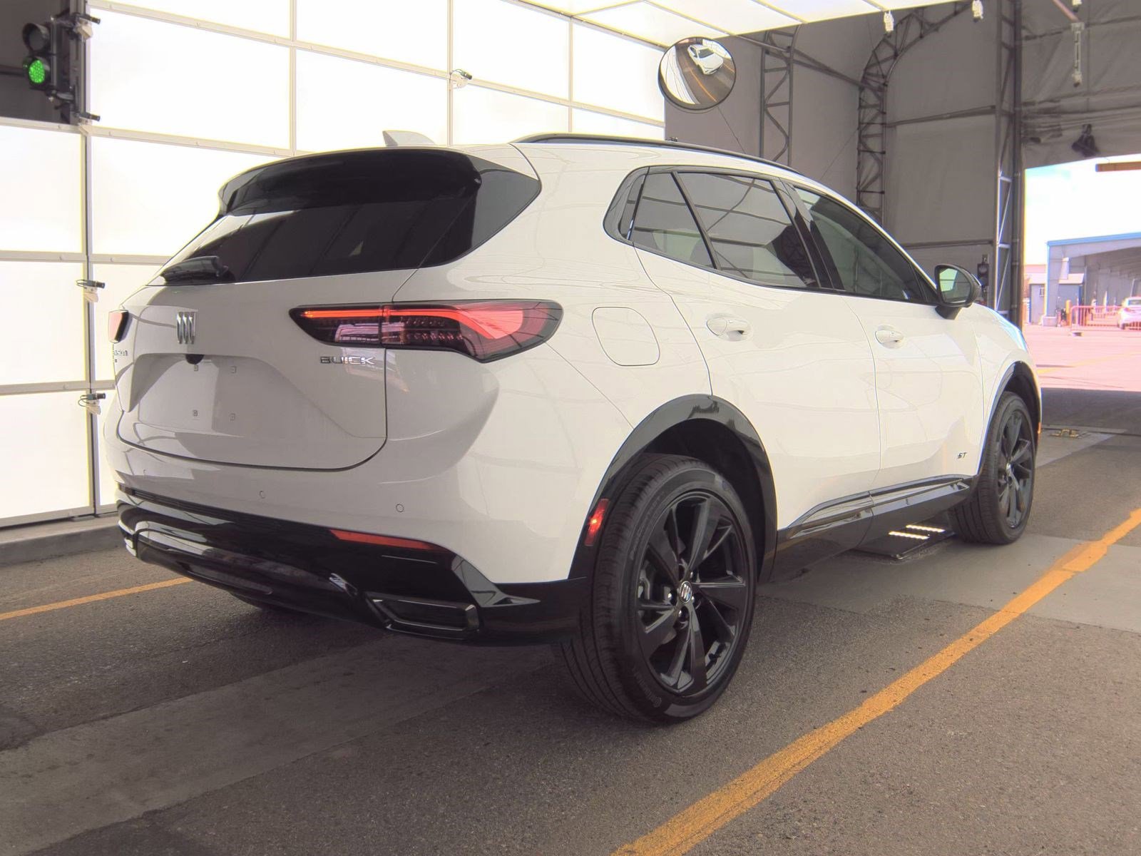 2025 Buick Envision Sport Touring photo 3