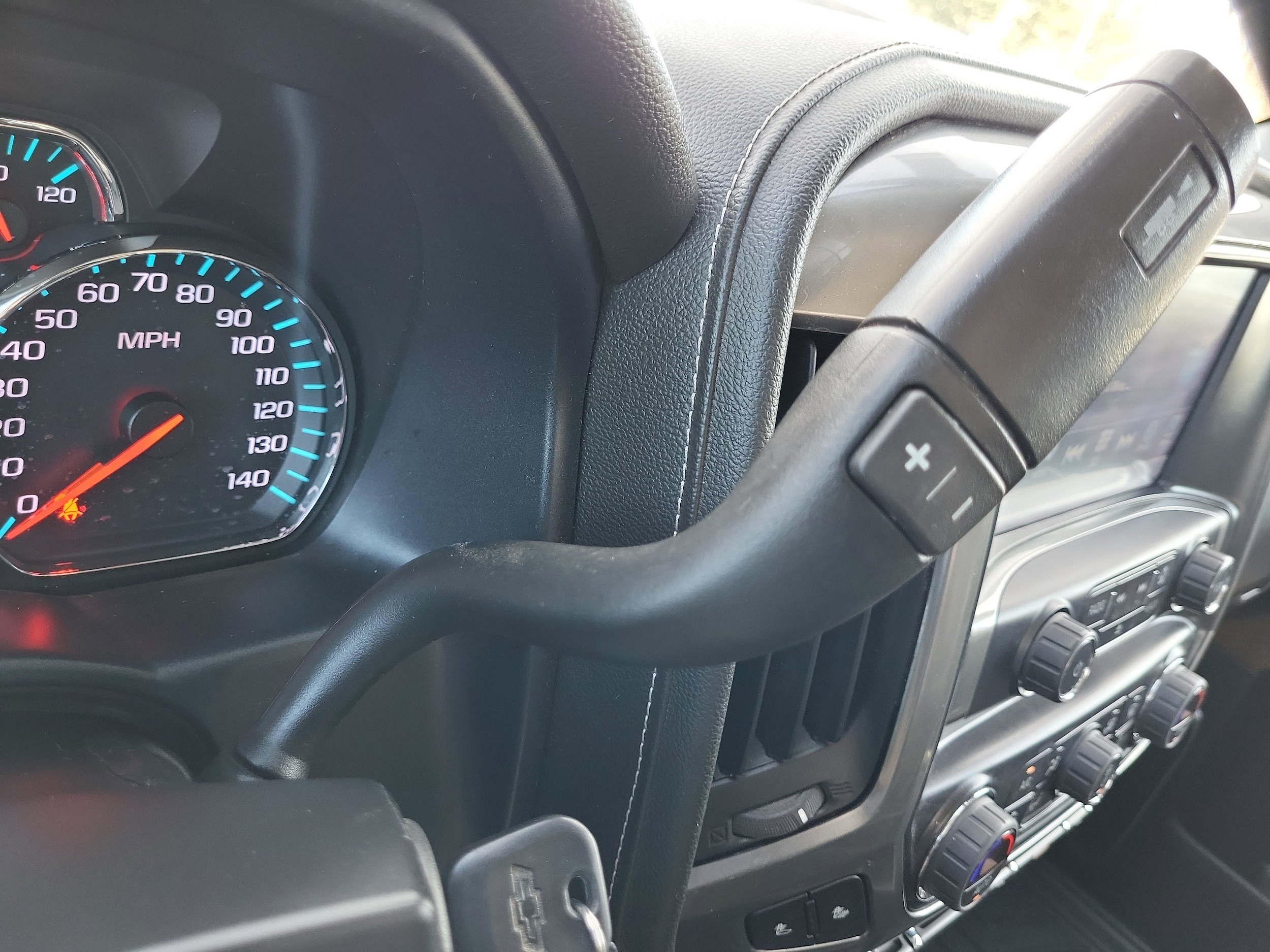 2018 Chevrolet Silverado 2500HD LTZ - Photo 12