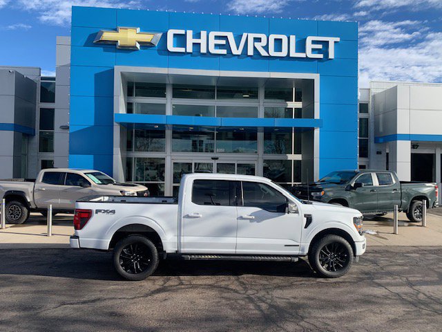 2024 Ford F-150 XLT FX4 photo 2