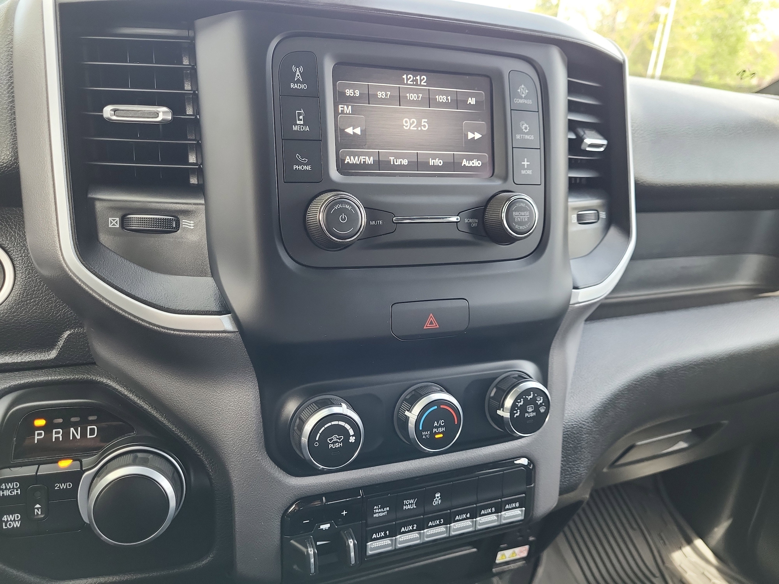 2024 RAM Ram 3500 Pickup Big Horn - Photo 25