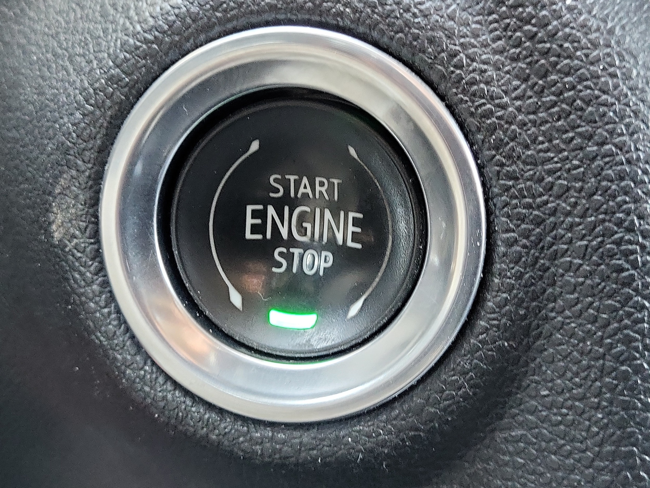 2020 Chevrolet Silverado 1500 RST - Photo 32