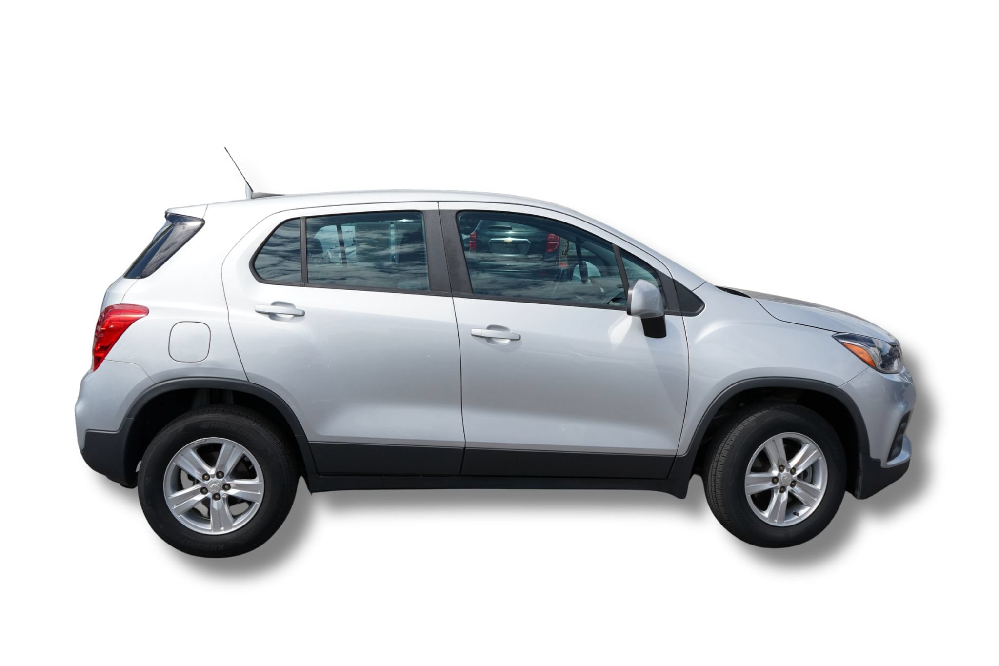 Used 2019 Chevrolet Trax LS with VIN 3GNCJNSB4KL317430 for sale in Lone Tree, CO