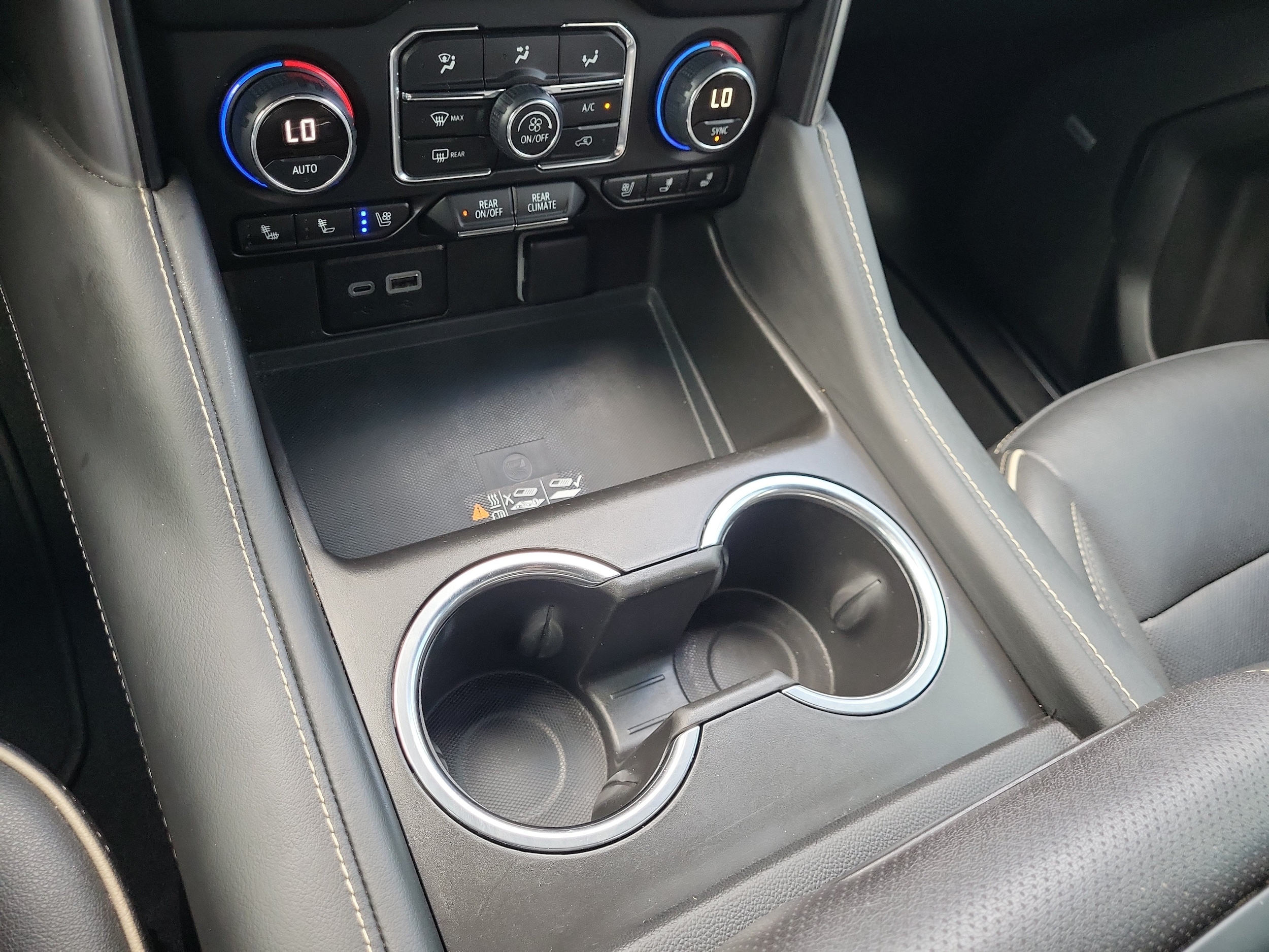 2023 Chevrolet Tahoe Premier - Photo 12