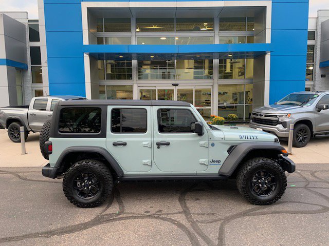 2024 Jeep Wrangler 4xe Willys photo 3