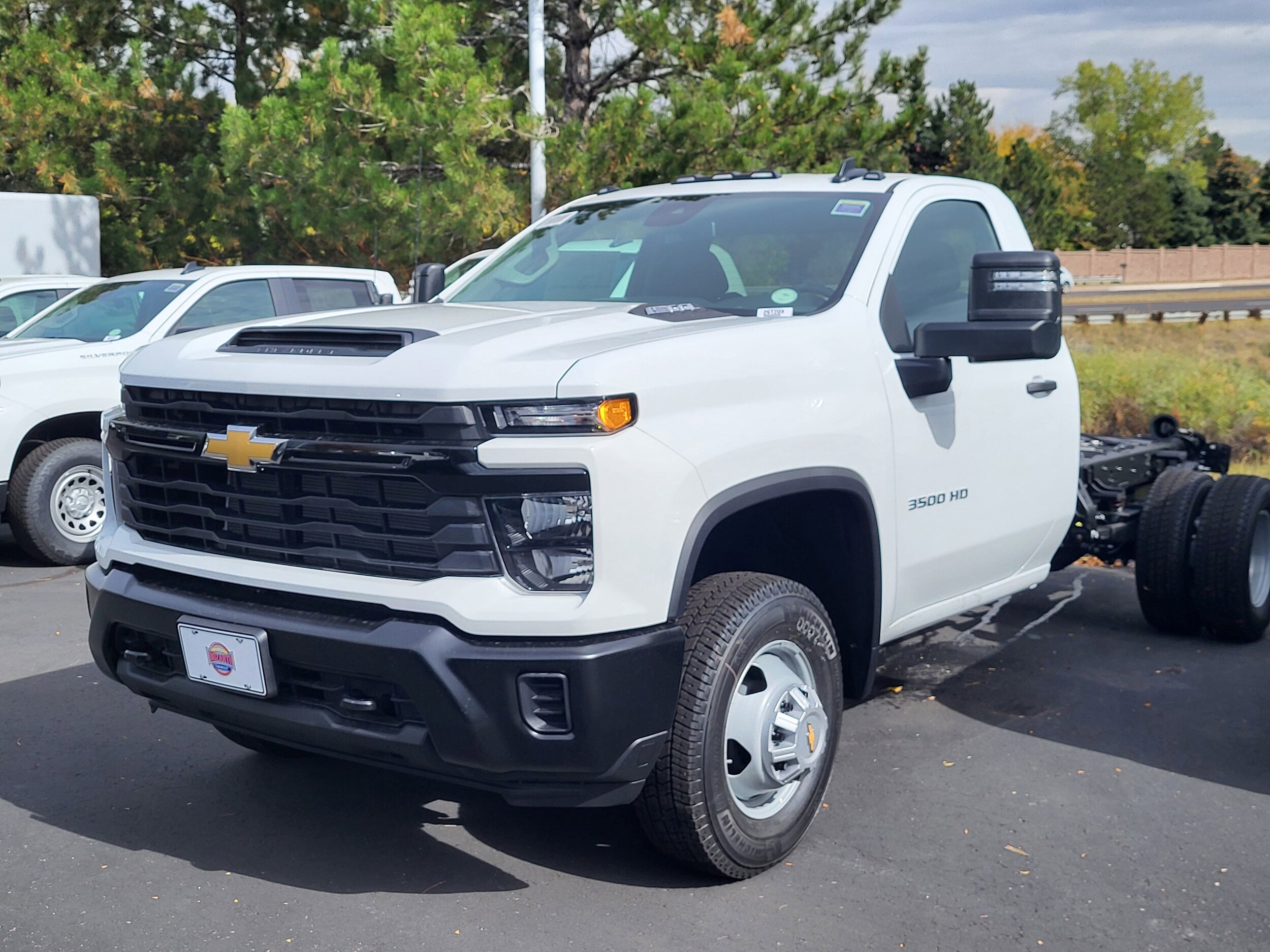 2026 Chevrolet Silverado 3500HD Work Truck photo 4