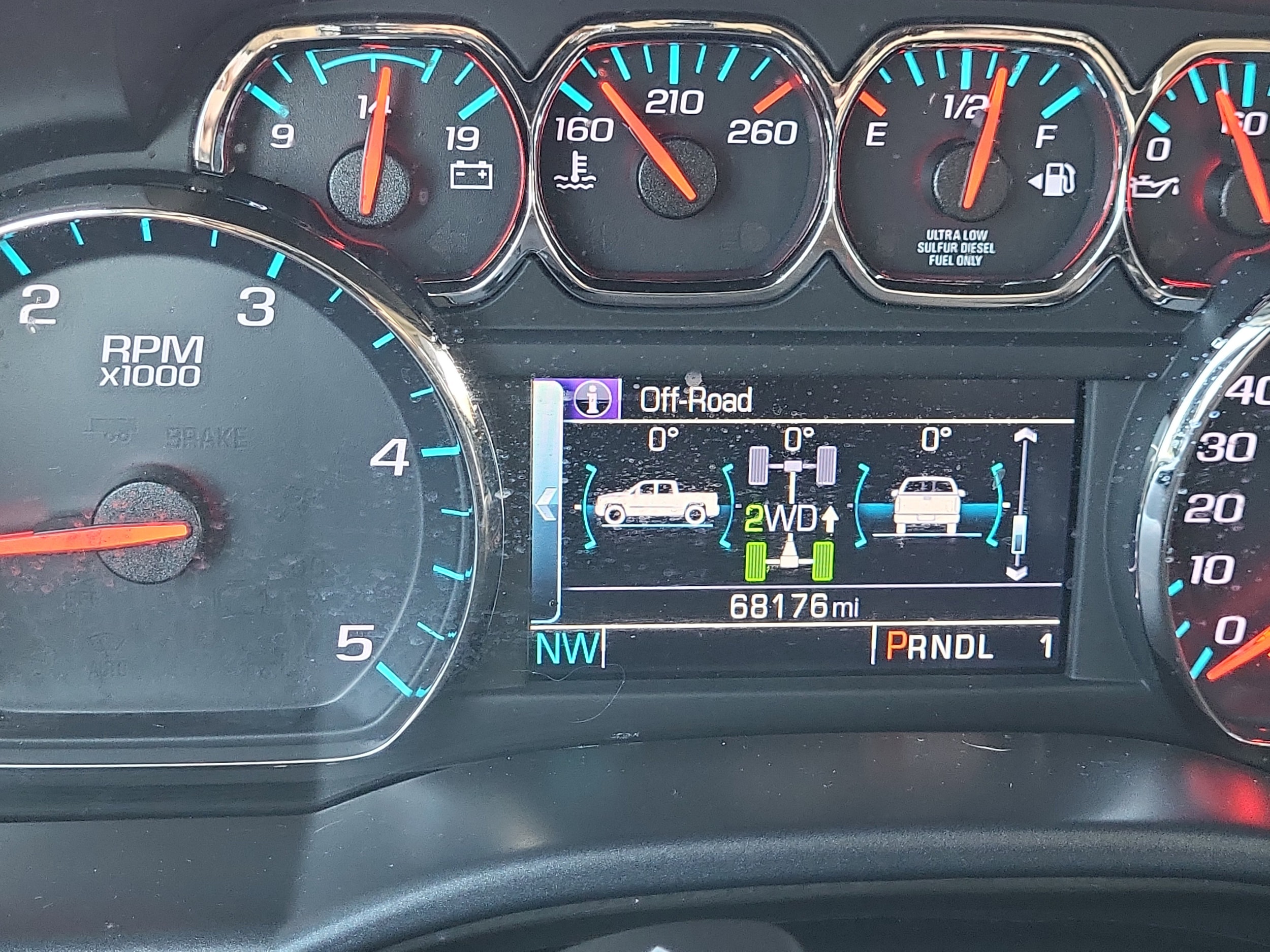 2018 Chevrolet Silverado 2500HD LTZ - Photo 11