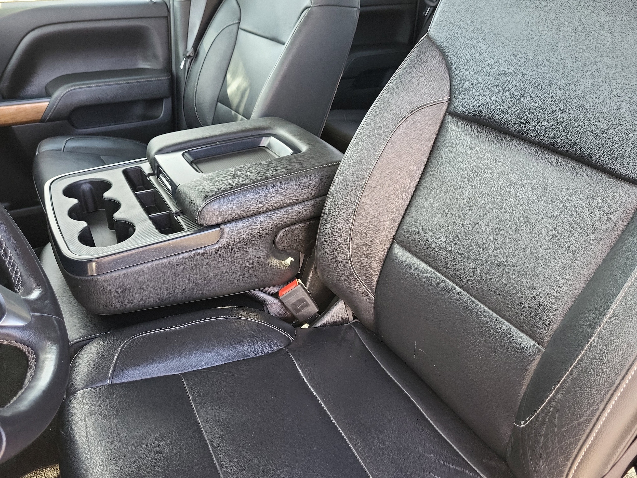 2018 Chevrolet Silverado 2500HD LTZ - Photo 14