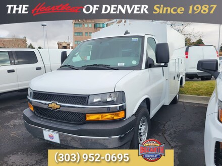 2025 Chevrolet Express Cutaway 3500 1WT Cutaway Van