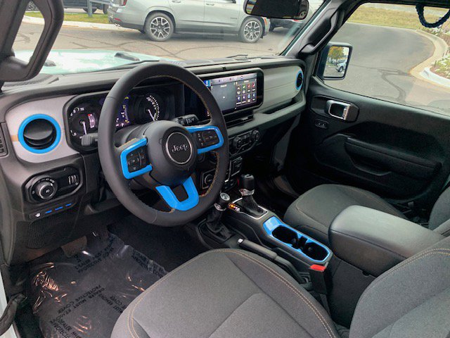 2024 Jeep Wrangler 4xe Willys photo 2