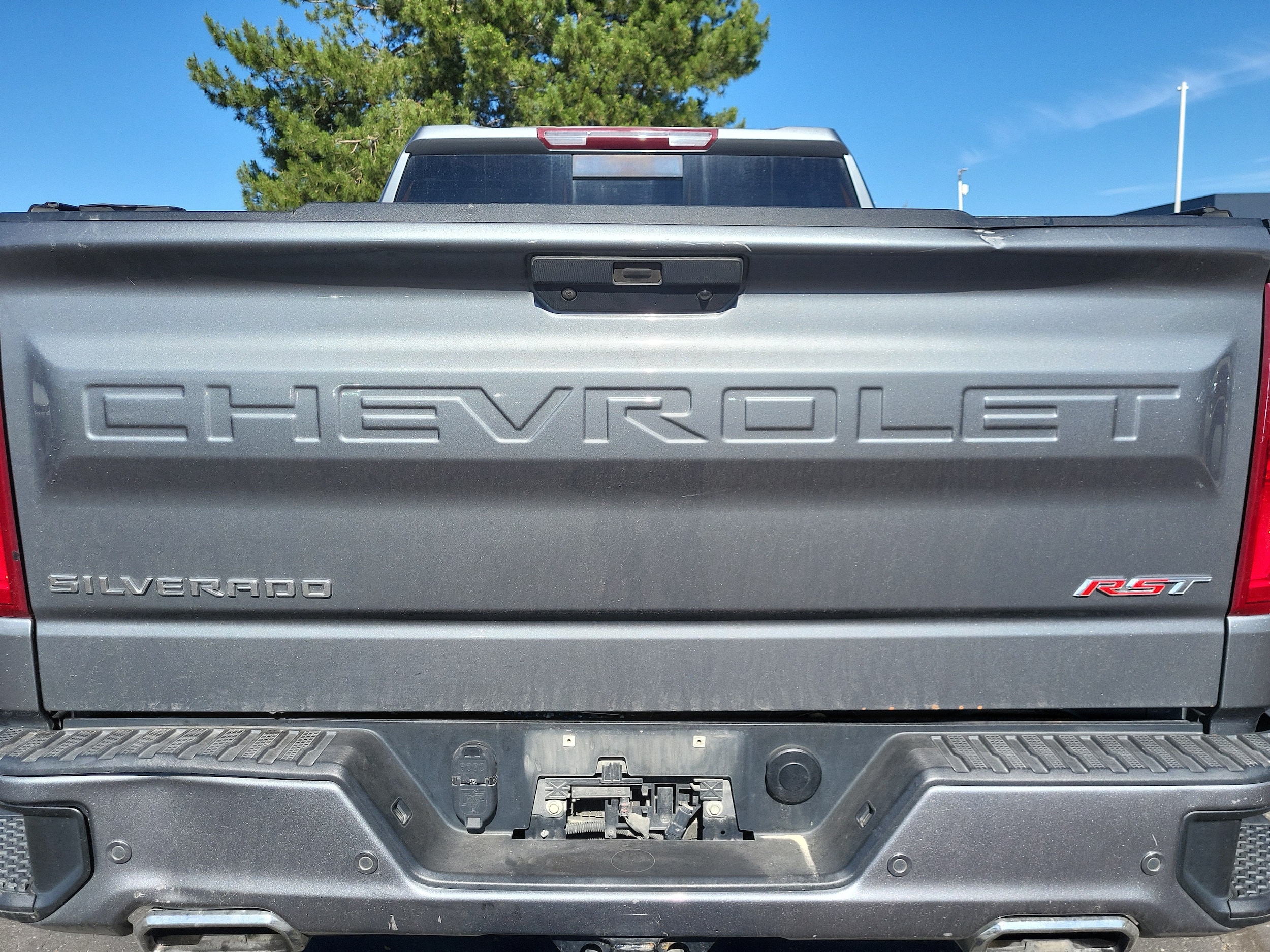 2020 Chevrolet Silverado 1500 RST - Photo 36
