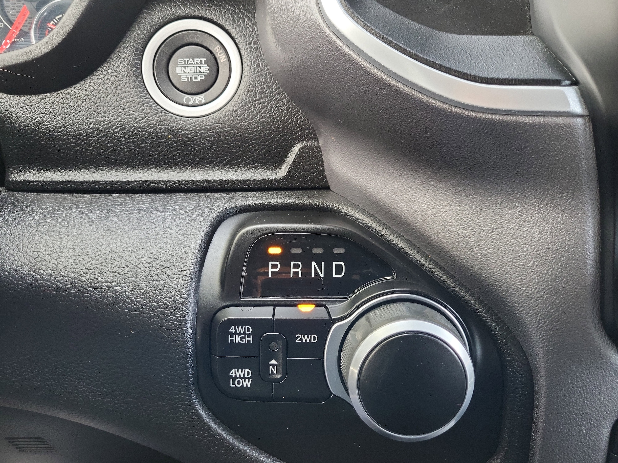 2024 RAM Ram 3500 Pickup Big Horn - Photo 31