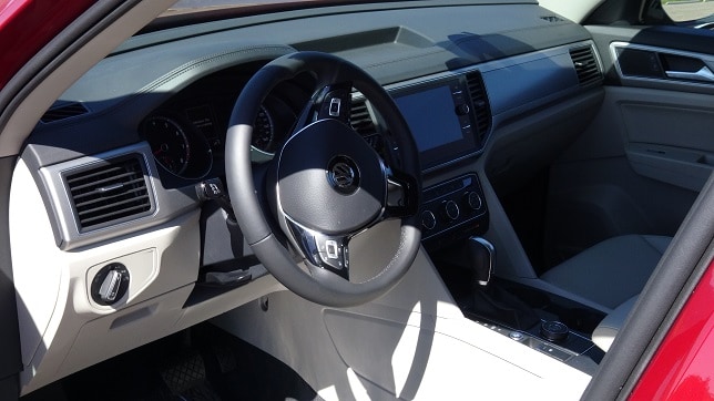 2018 Volkswagen Atlas V6 SE W4 Motion Safety