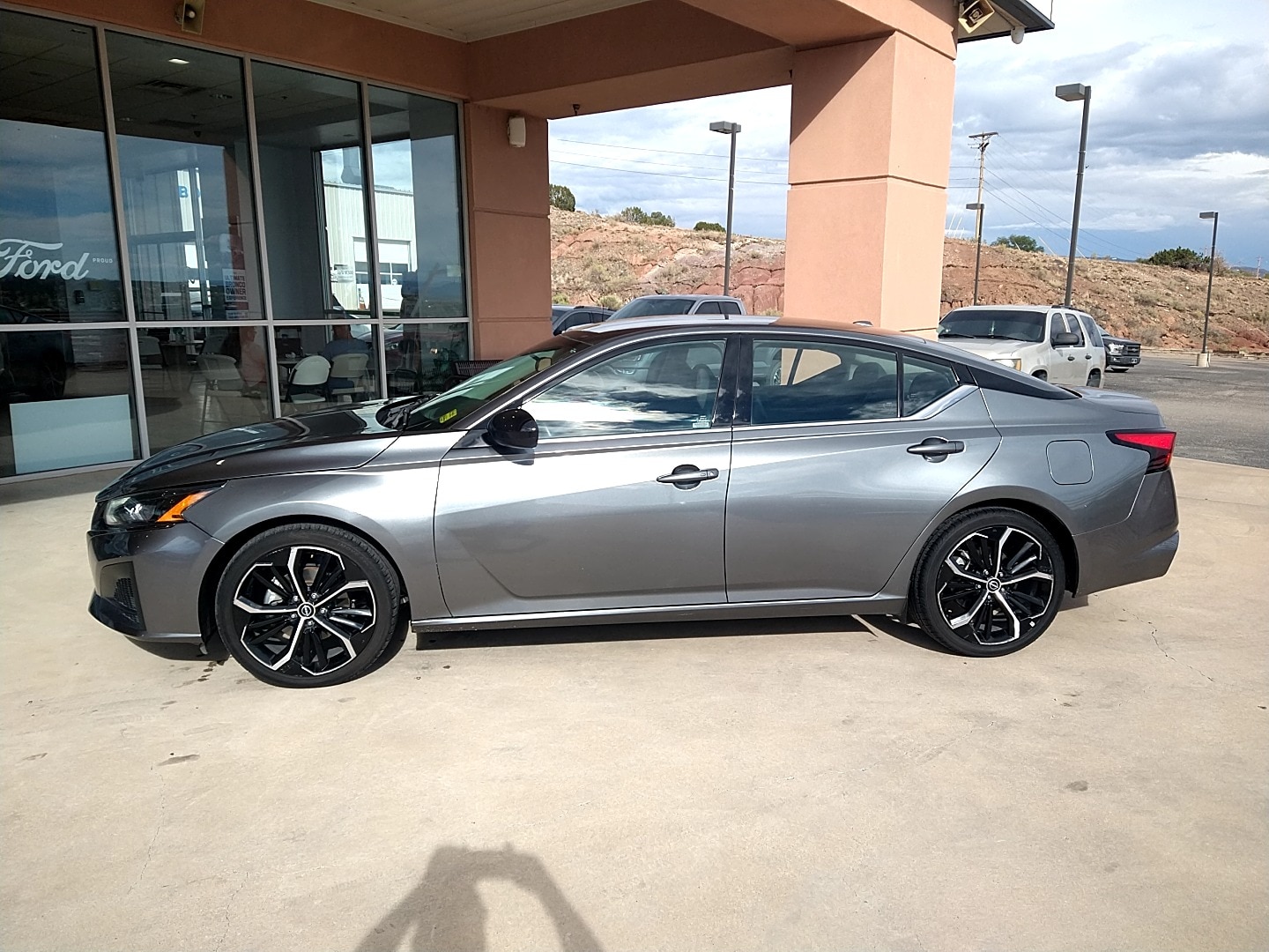 2023 Nissan Altima SR