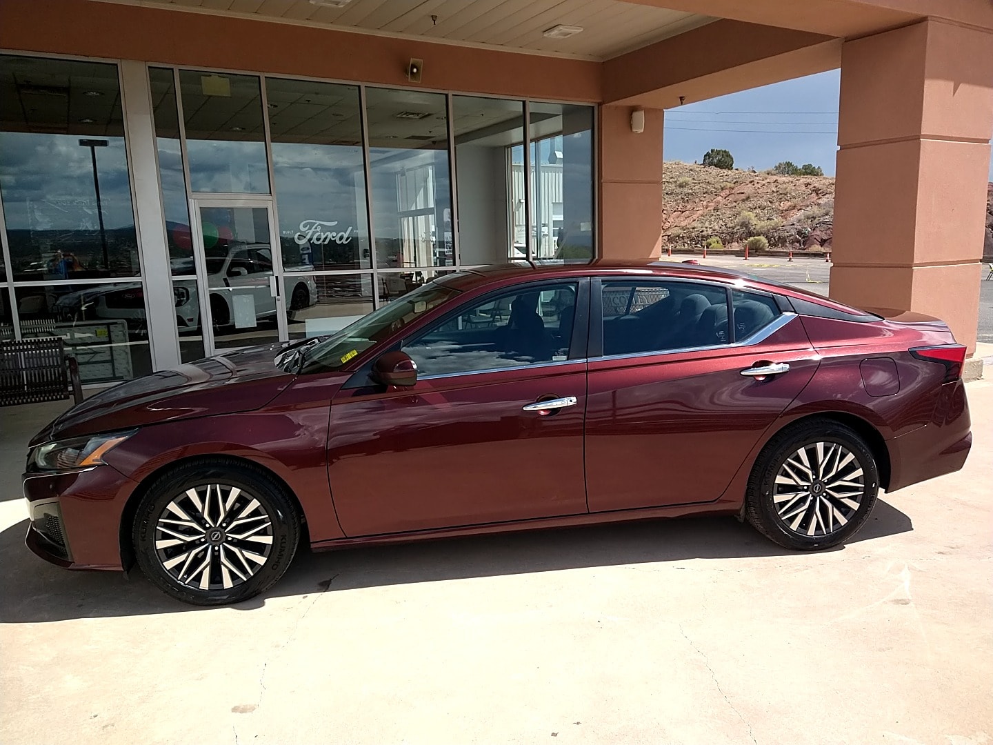 2023 Nissan Altima SV