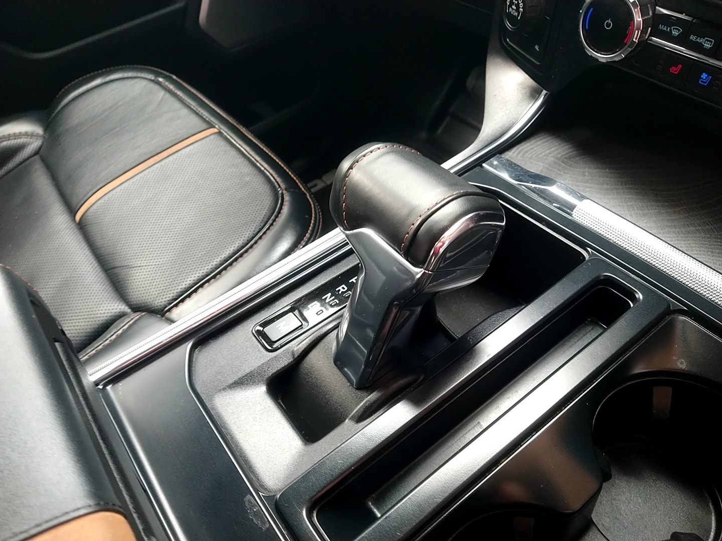 2023 Ford F-150 Platinum - Photo 19