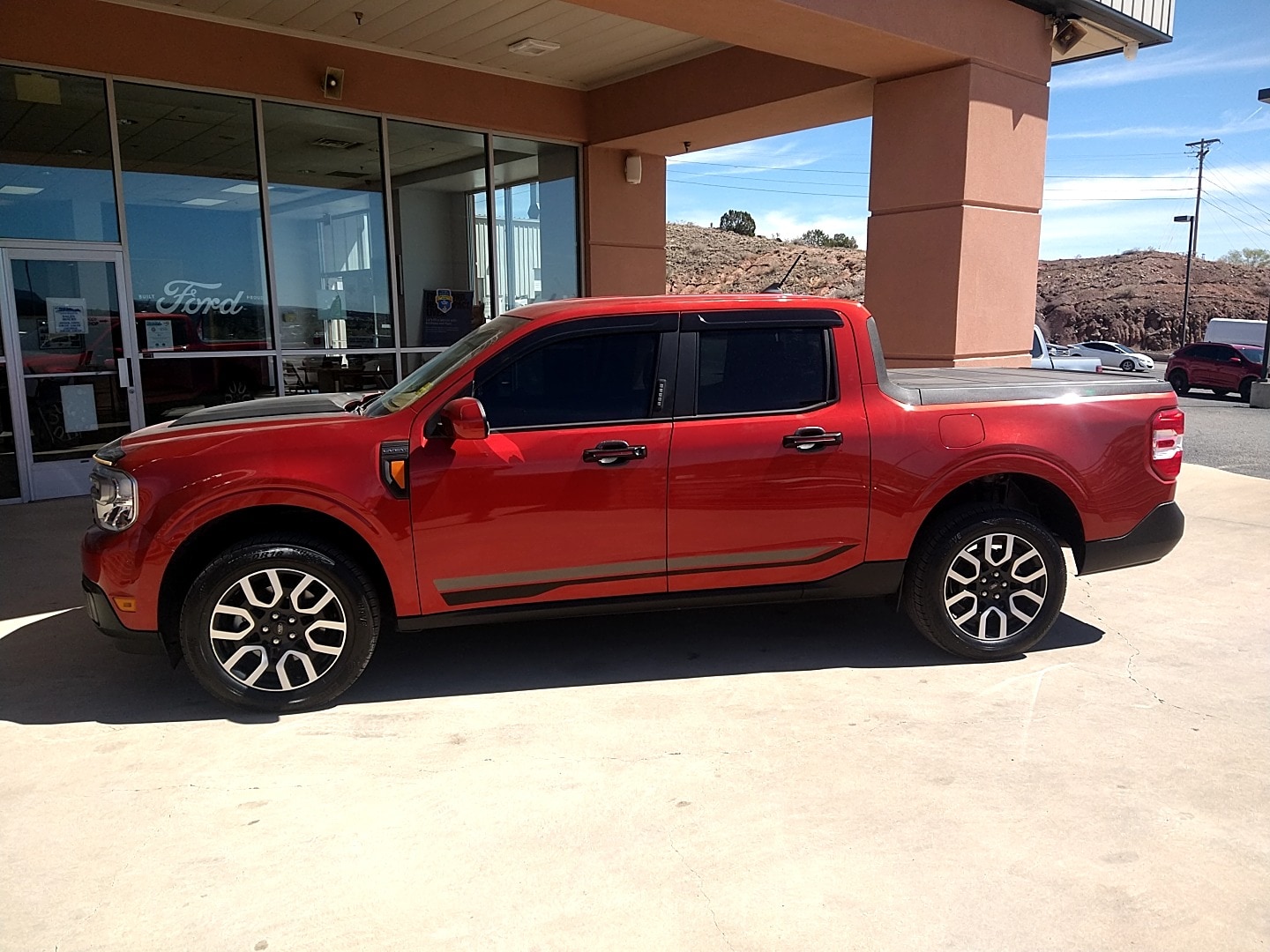 2023 Ford Maverick Lariat
