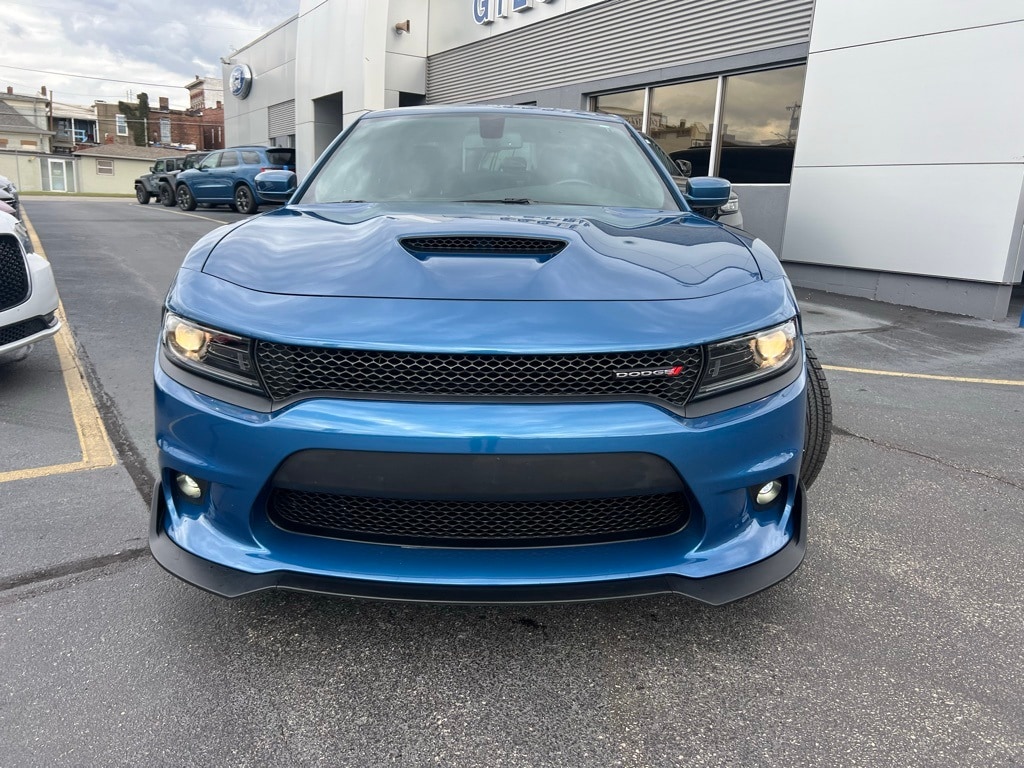 Used 2022 Dodge Charger R/T with VIN 2C3CDXCT8NH194882 for sale in Salem, IN