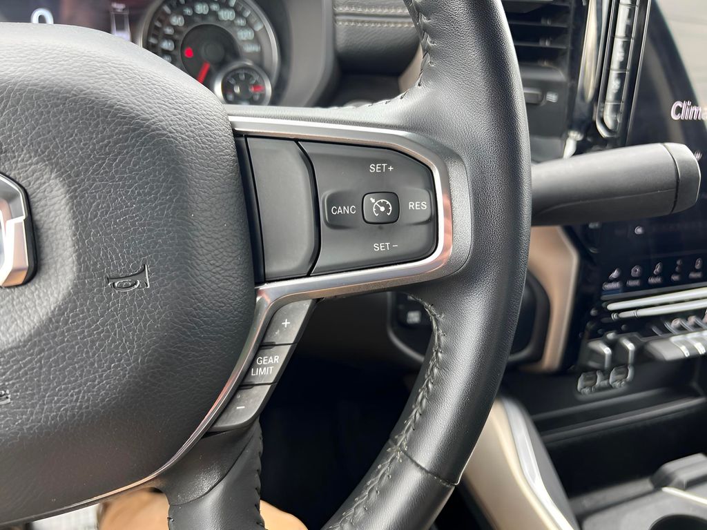 2024 RAM Ram 3500 Pickup Laramie - Photo 46