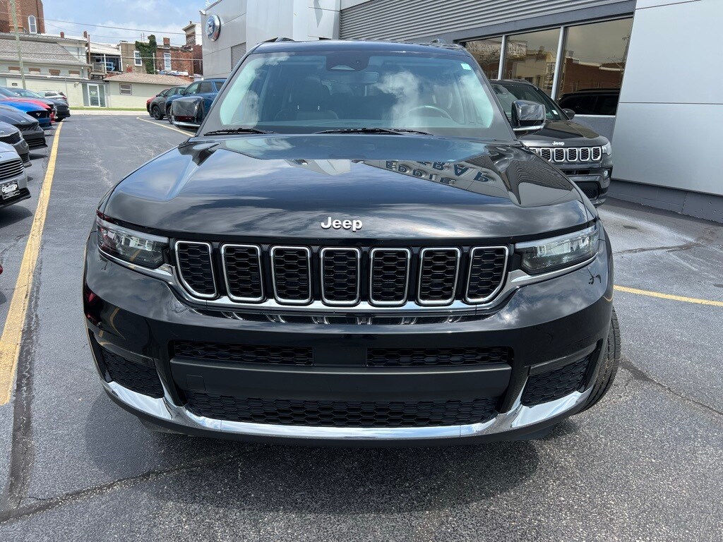 Used 2021 Jeep Grand Cherokee L Limited with VIN 1C4RJKBG7M8200519 for sale in Salem, IN