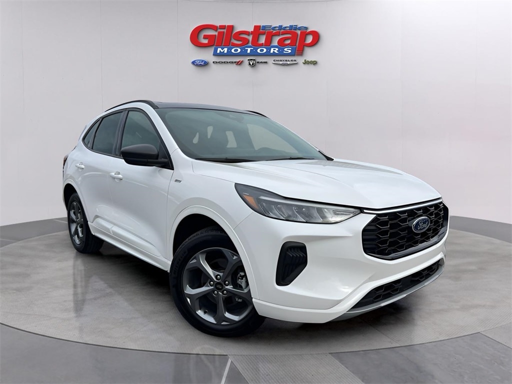 2024 Ford Escape ST-Line's photo